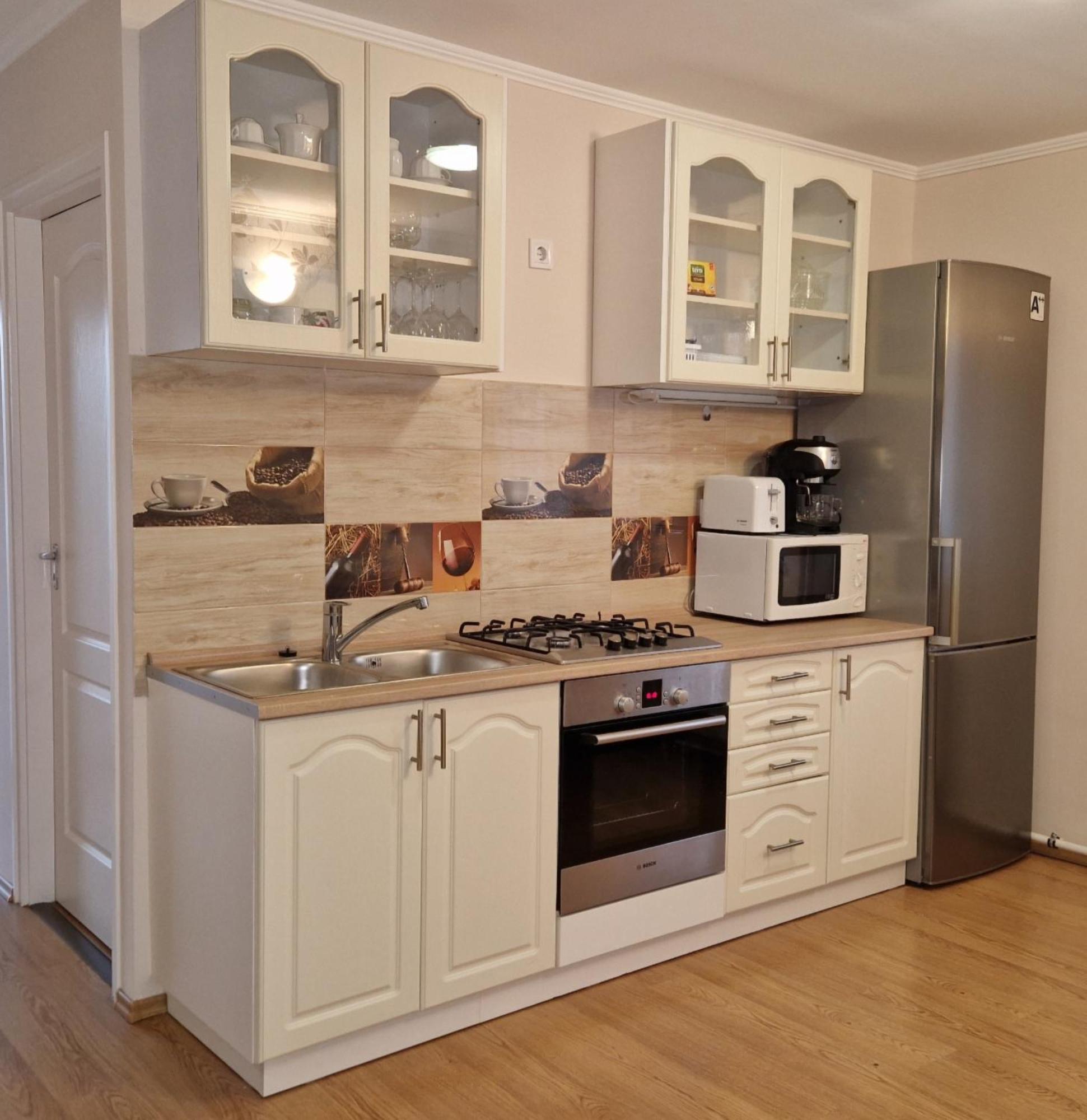 Beri Apartman Siofok Ngoại thất bức ảnh